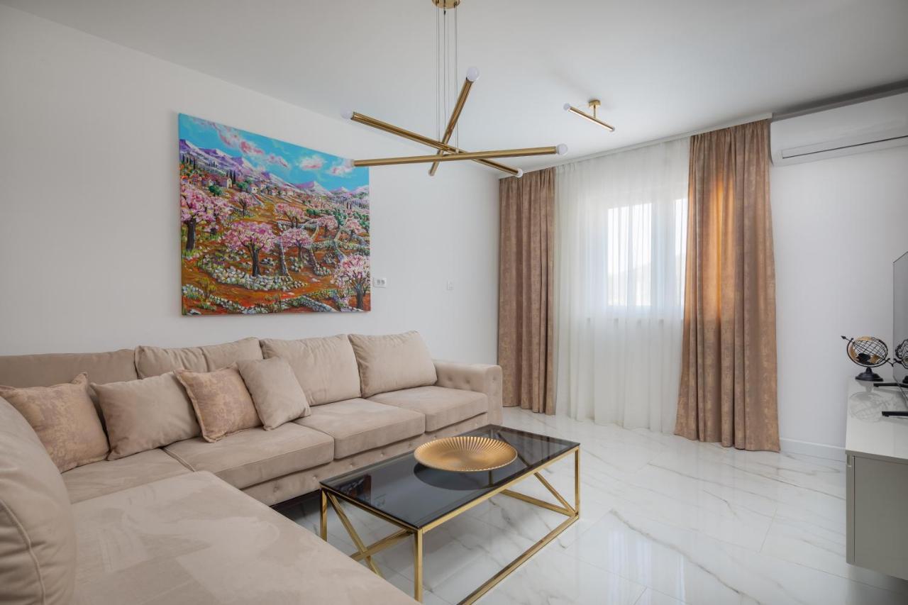Apartments Villa Maracella Marina Zewnętrze zdjęcie