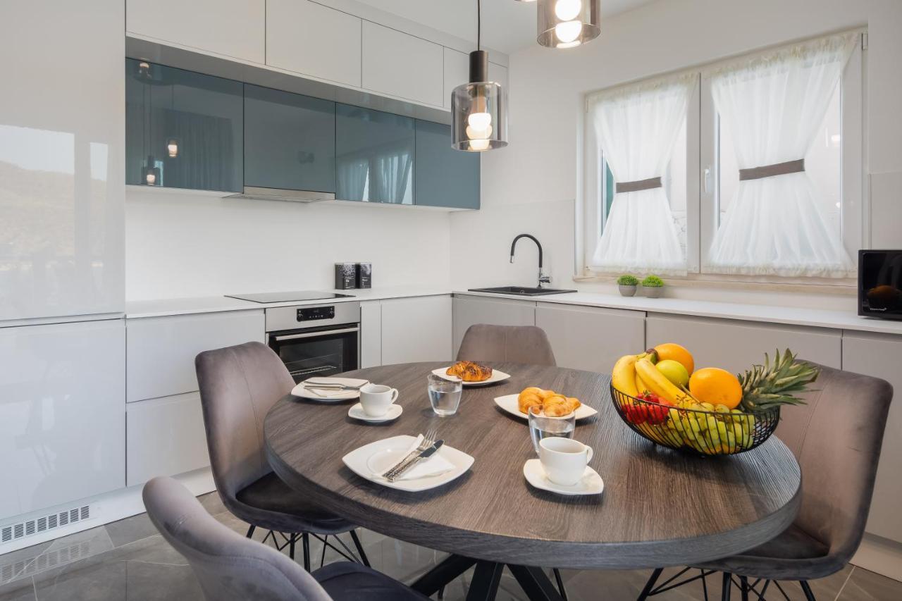Apartments Villa Maracella Marina Zewnętrze zdjęcie