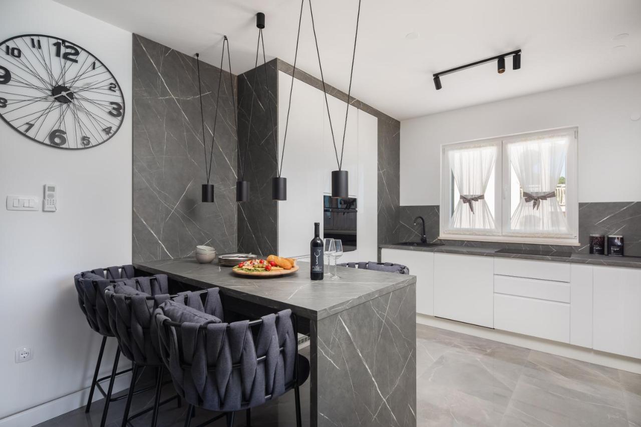 Apartments Villa Maracella Marina Zewnętrze zdjęcie